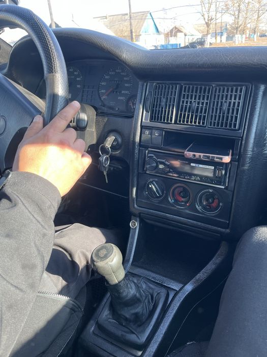 Продам Ауди 80 б3 на ходу