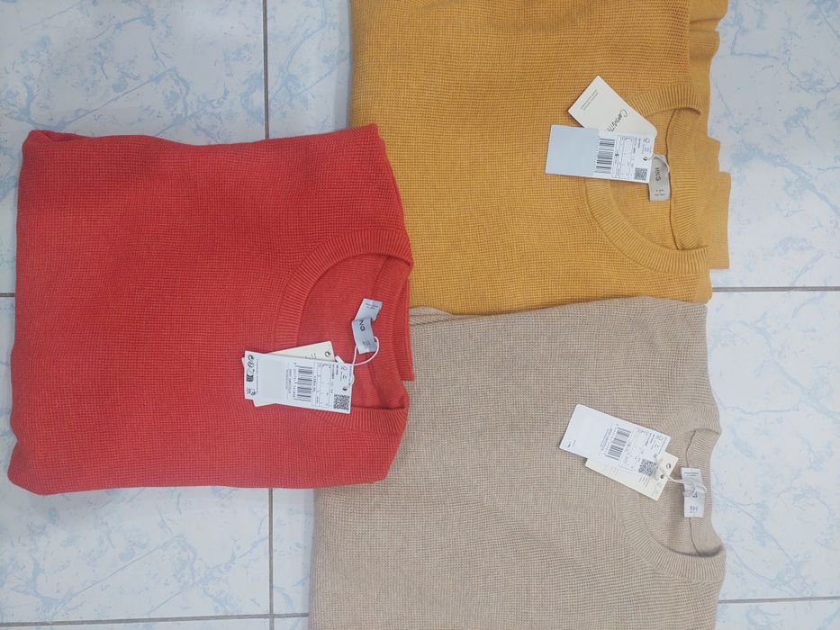Pulovere barbati M, L Mango