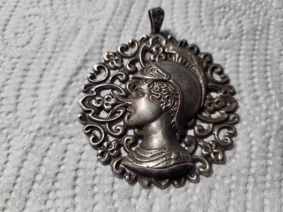 Lot vintage de 8 pandative diferite