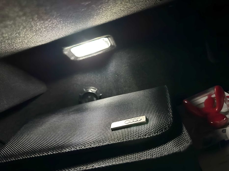 Гаранция! Нови Интериорни LED Крушки за Audi A6 C5, C6 и C7