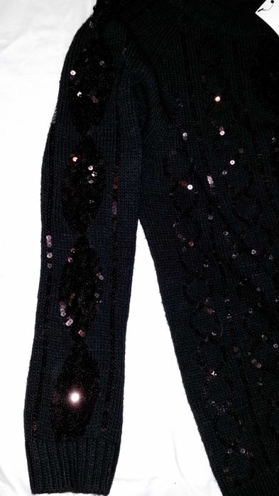 Теплый женский  свитер