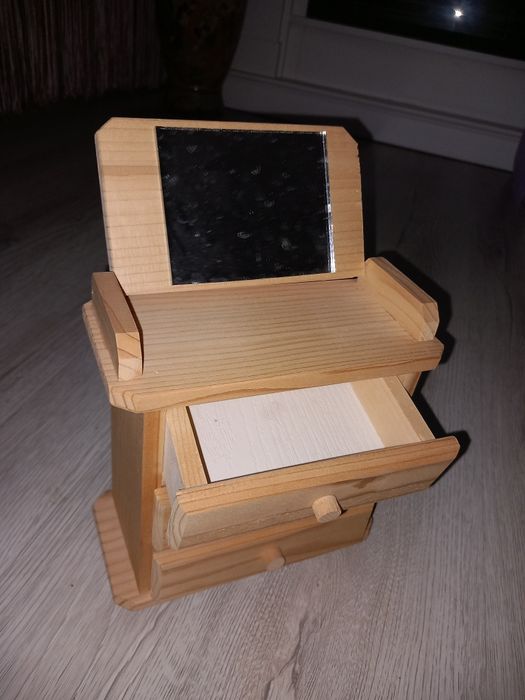 Jucarii - Mobilier de lemn