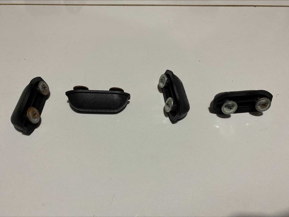 Колела за куфар --