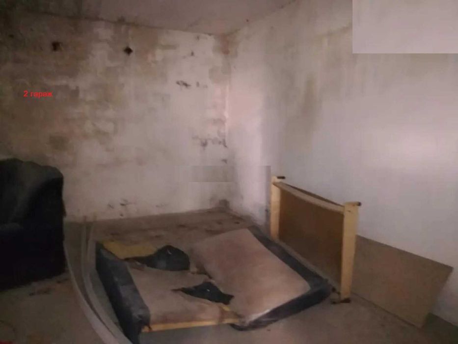 Продаются два рядом стоящих гаража