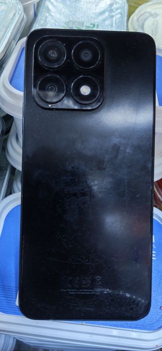 Sotiladi HONIR X8a