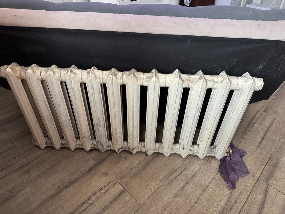 Чугунная батарея 12 секций