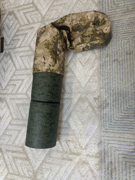 Каримат и спальный мешок