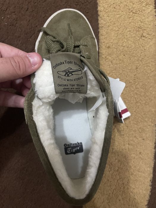 Vand ghete imblanite ontisuka tiger