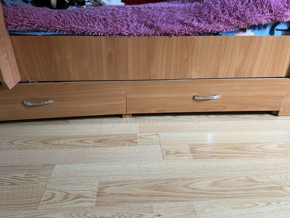 Двухярусная кровать