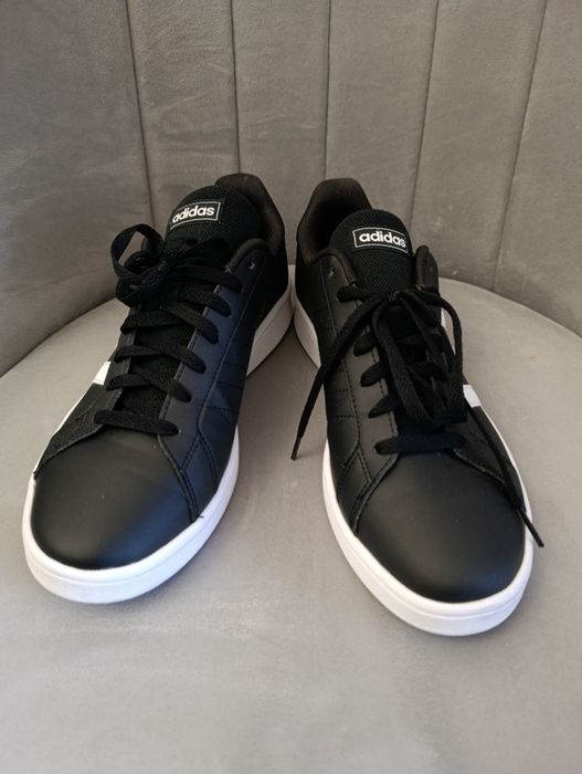 Кроссовки Adidas оригинал