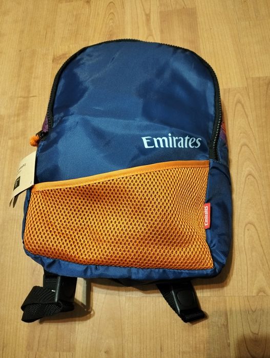 Hanorac Nike Liverpool 13-15 ani și rucsac  Emirates