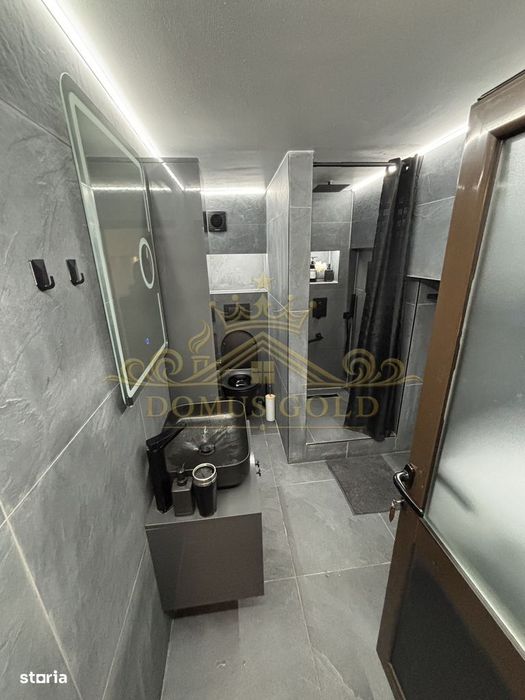 Apartament 3 camere| 80 mp |Terasă 50 mp| 2 parcări