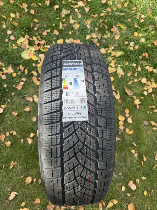 Roti complete Ford Ranger -anvelope iarna Good Year si  jante orig.