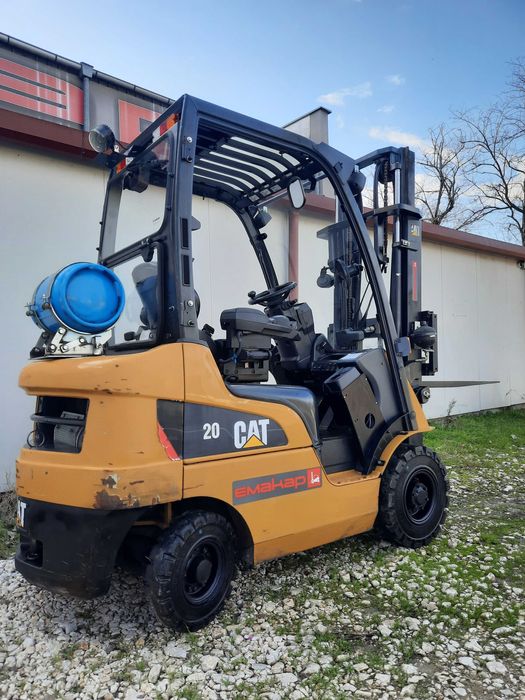 Газокар Катерпилар 2000кг