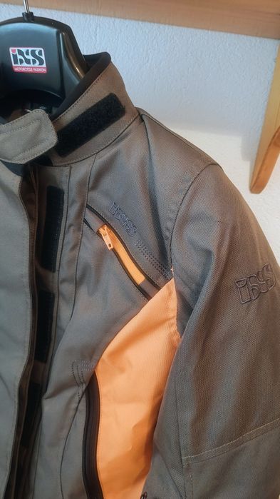 Дамско Мото яке .