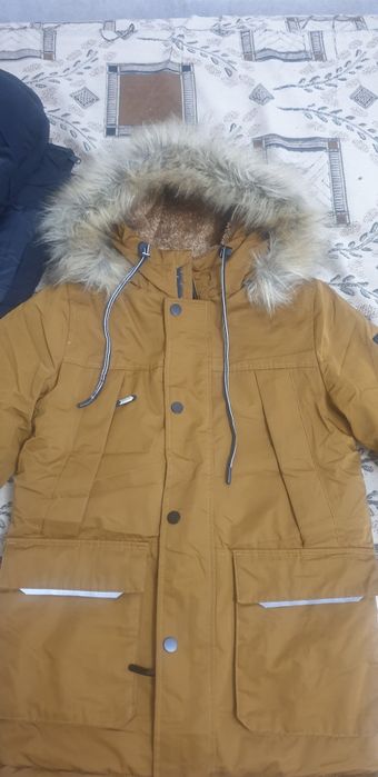 Продам куртку.                                                       .