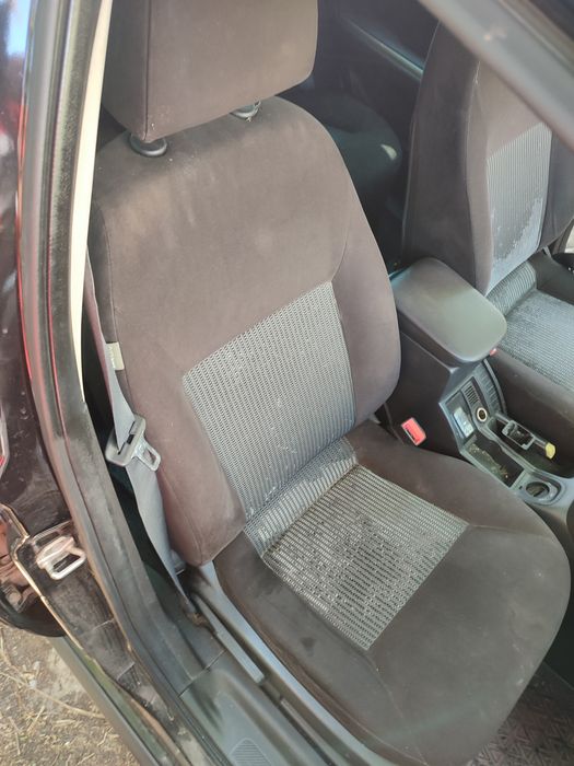 Седалки за Фиат крома