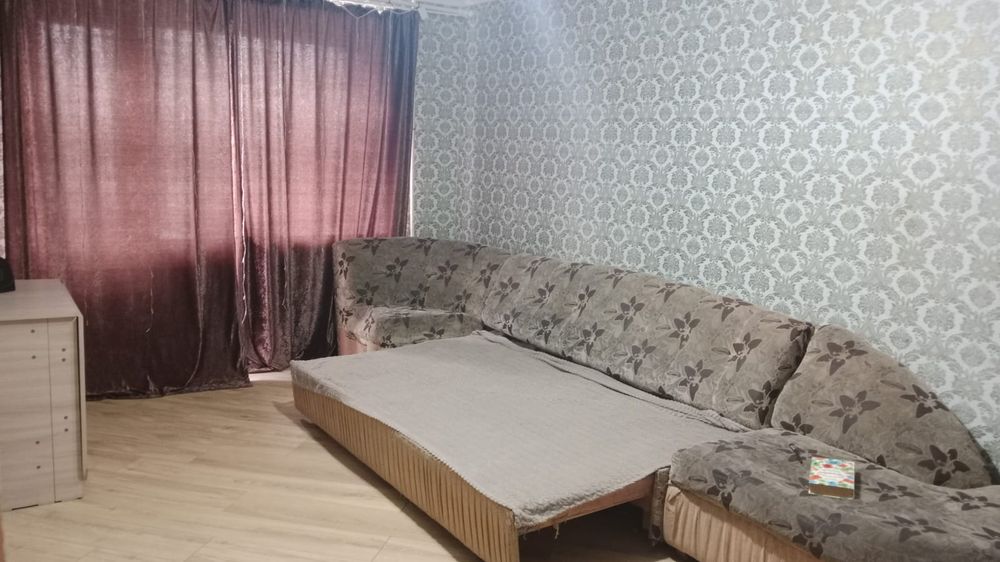 Здам трешку возле дом быта Надежда