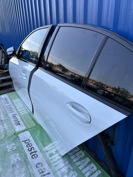 Geam ușă stânga spate BMW G20