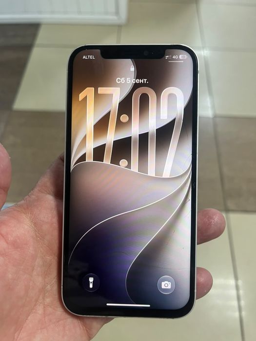 IPhone 12 ( 64bg )