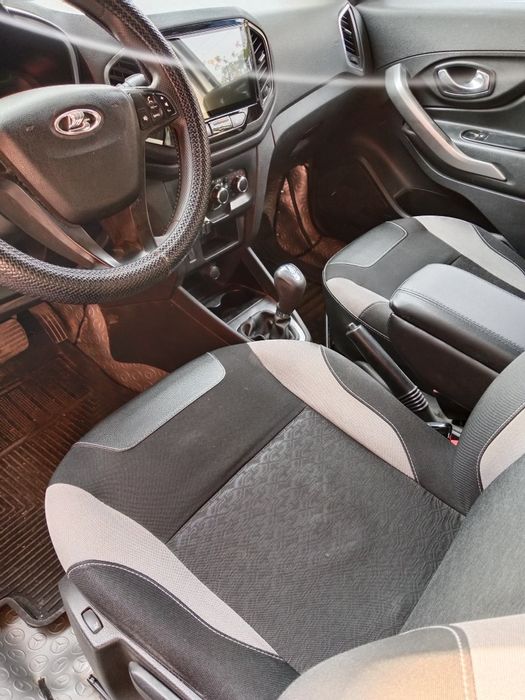 Продается свой автомобиль Лада xрей