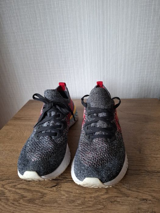 Nike React маратонки 40- 41 номер.