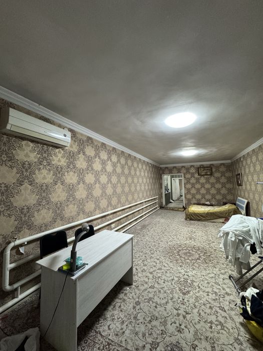 Сдаётся в аренду помещение под офис на участке 3 сотки.