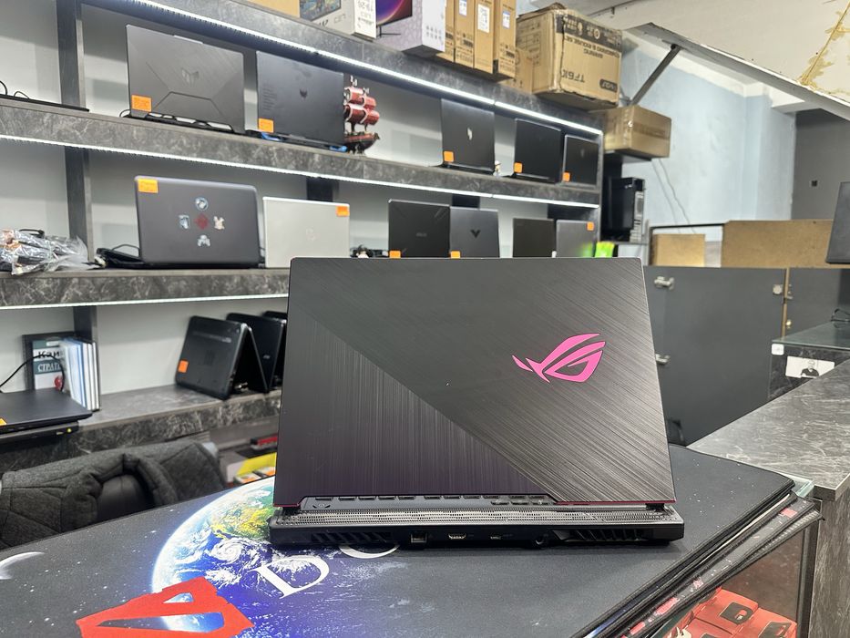 Мощный игравой ноутбук Asus Rog Strix i7-10750H 16/512 GTX1650Ti