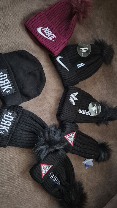 Caciula diferite 45 ron