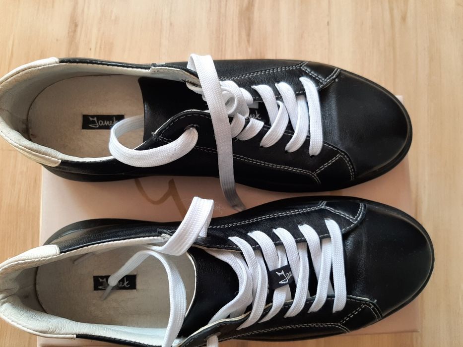 Страхотни обувки от естествена кожа