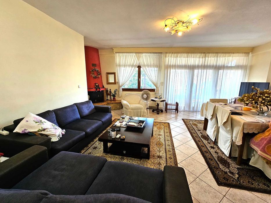 ПРОДАВА се самостоятелна къща 240кв.м в PANAGIA Кавала (код 8026)