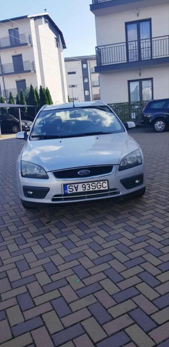 Vând Ford focus 2