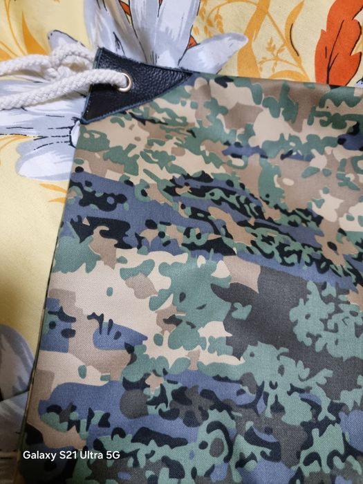 Раница от хидрофобиран плат