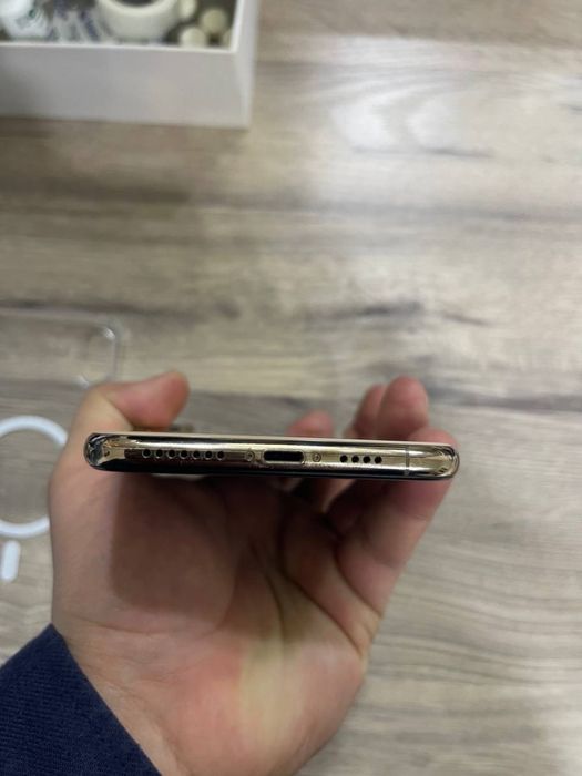 prodam srochno Iphone xs max 256gb ideal karobka