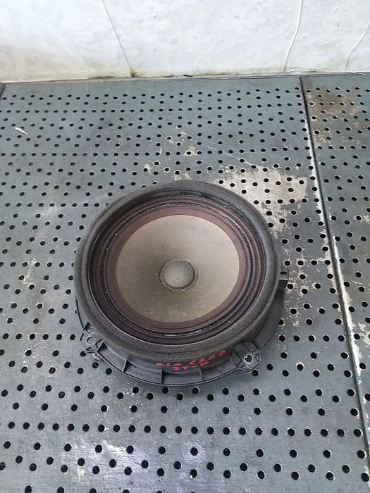 Boxa audio stanga fata kia ceed 2 96340a2000