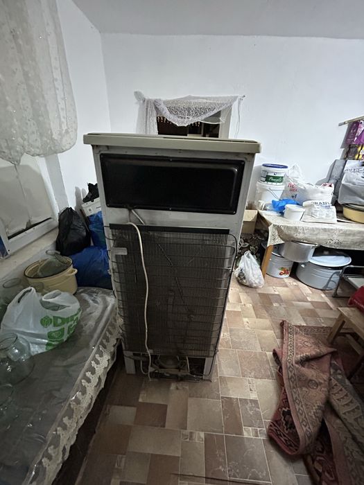 Холодильник бирюса