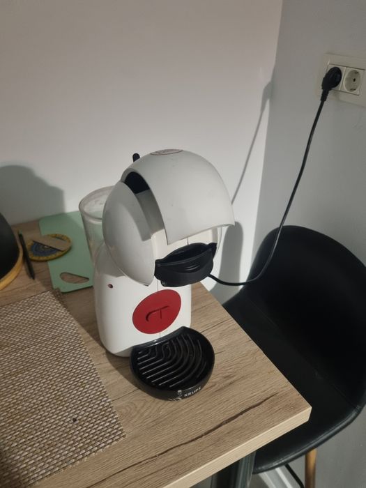 Esspresor cu capsule Nescafe Dolce Gusto