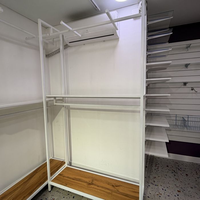 Продам торговые стеллажи !