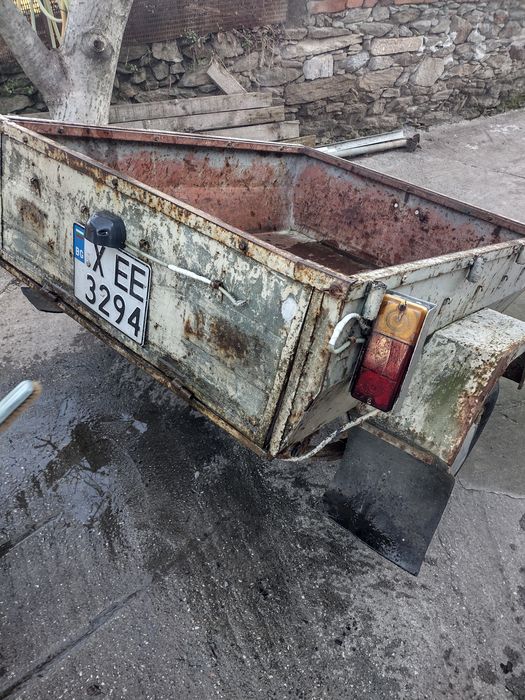 Продавам ремарке