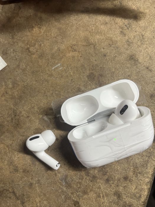 Airpods pro 1st gen