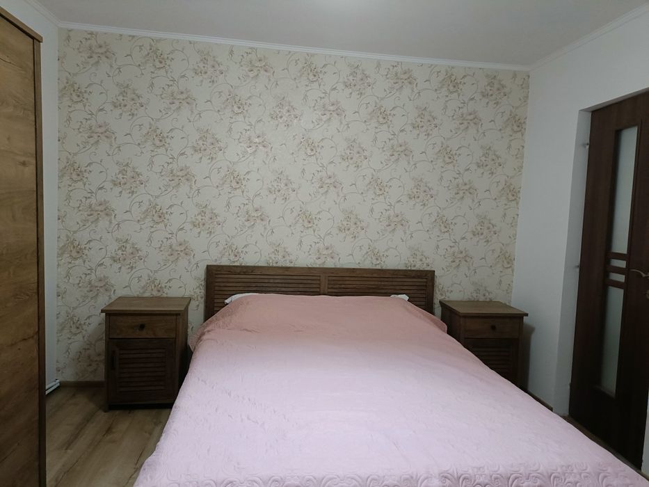 Apartament  cu 3 camere in Panciu
