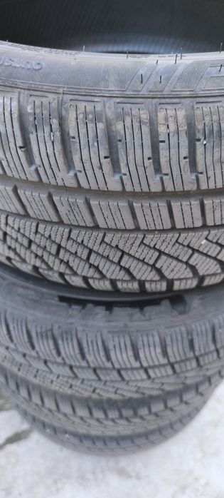 Зимни гуми 4 бр.Petlas 225/45/R17