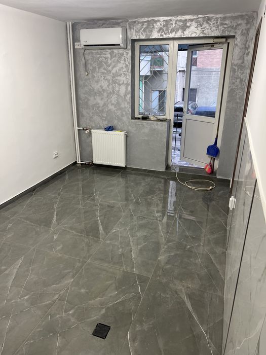 Inchiriez spatiu comercial