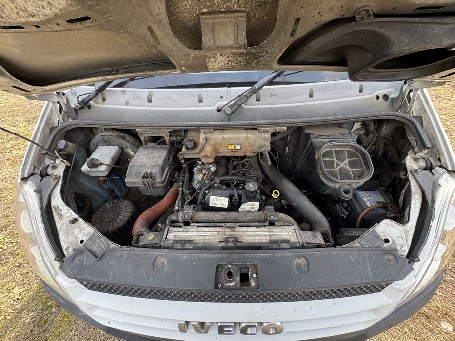 Бус IVECO dayli 35c15