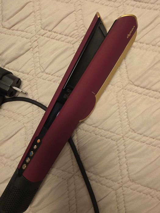 Placa de indreptat parul Dyson Airstrait Red Velvet / Gold folosita doar de 2 ori