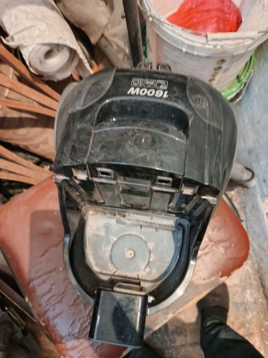 Срочно продам Пылесос надо  в ремонт