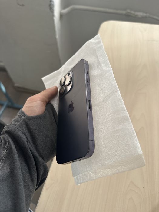 Vand carcasa de iphone 14 pro purple full flex