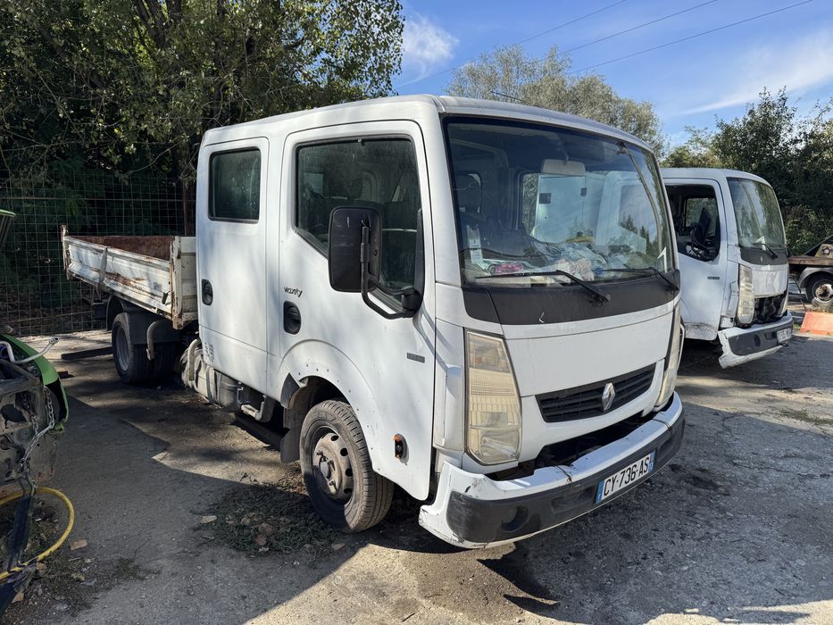 Renault Maxity 7 locuri - an fab 2008 - 2.5 diesel - 3.5 tone - bena basculabila electric