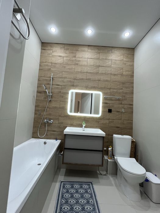 Подселение девушки желательно двоих.