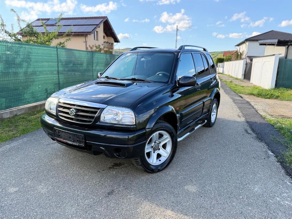 Suzuki Grand Vitara 4x4 / 2005 / 2 td 109 cp / Alu/ clima